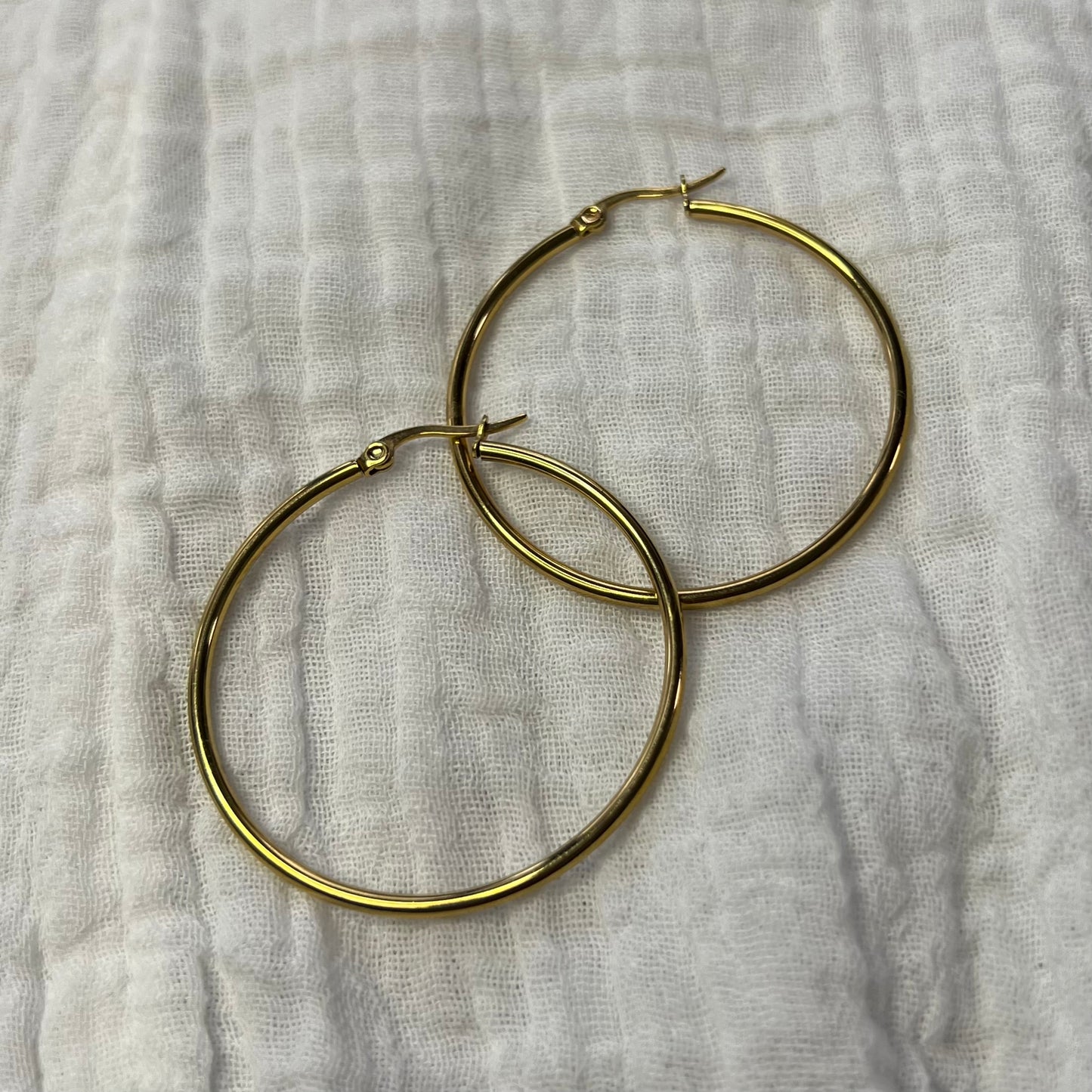 GOLD EVERYDAY HOOPS